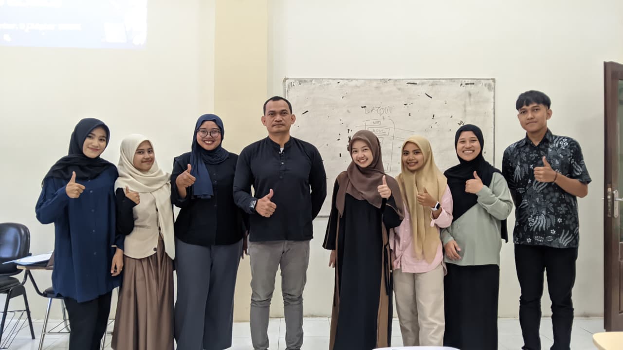 Perkuat Konten Digital, Tadris Matematika UIN KHAS Jember Bekali Tim Website Baru dengan Pelatihan Penulisan dan Pengelolaan Web